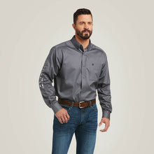 Load image into Gallery viewer, Ariat Men&#39;s Team Logo Twill Classic Fit Long Sleeve Shirt 10037479
