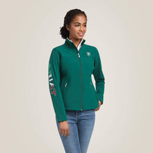 Cargar imagen en el visor de la galería, Ariat Women&#39;s Classic Team Softshell Mexico Jacket 39460 - Green
