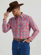 Cargar imagen en el visor de la galería, Men&#39;s Wrangler Classic Fit Logo Long Sleeve Shirt 44433
