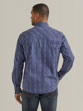 Cargar imagen en el visor de la galería, Men&#39;s Wrangler Retro Premium Long Sleeve Shirt 44560
