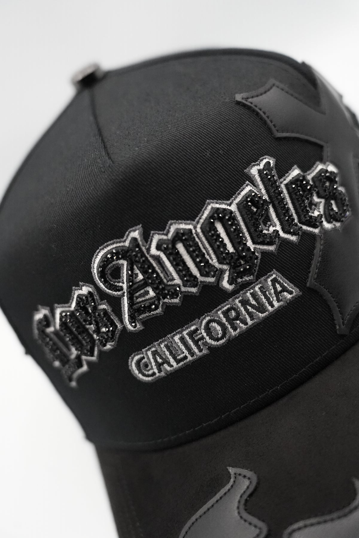 Bigg Boss Los Angeles Black Hat BB101