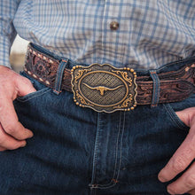 Cargar imagen en el visor de la galería, Montana Framed Longhorn Attitude Buckle A1003P
