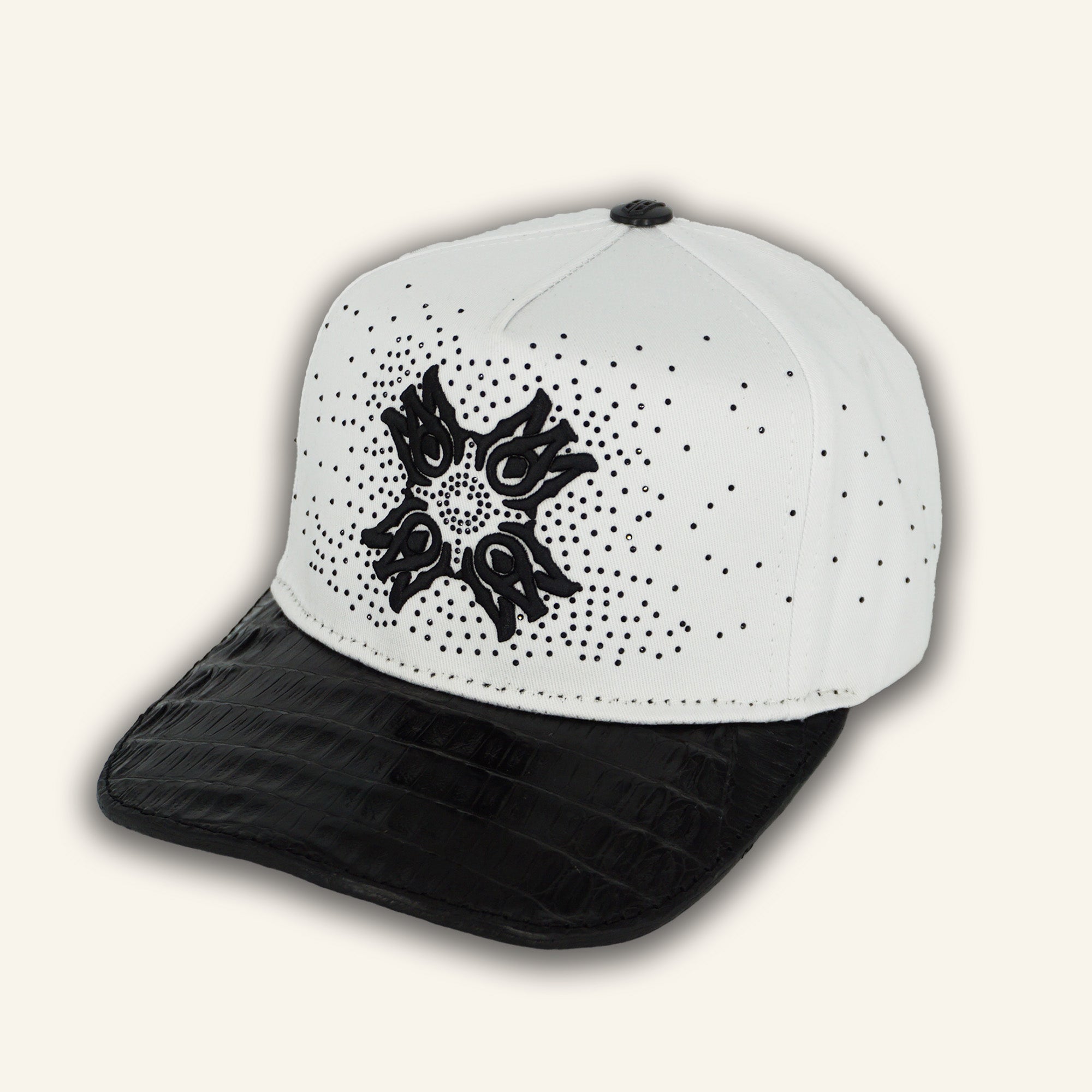 Bigg Boss AMR 4 Letras White / Caiman Black Hat
