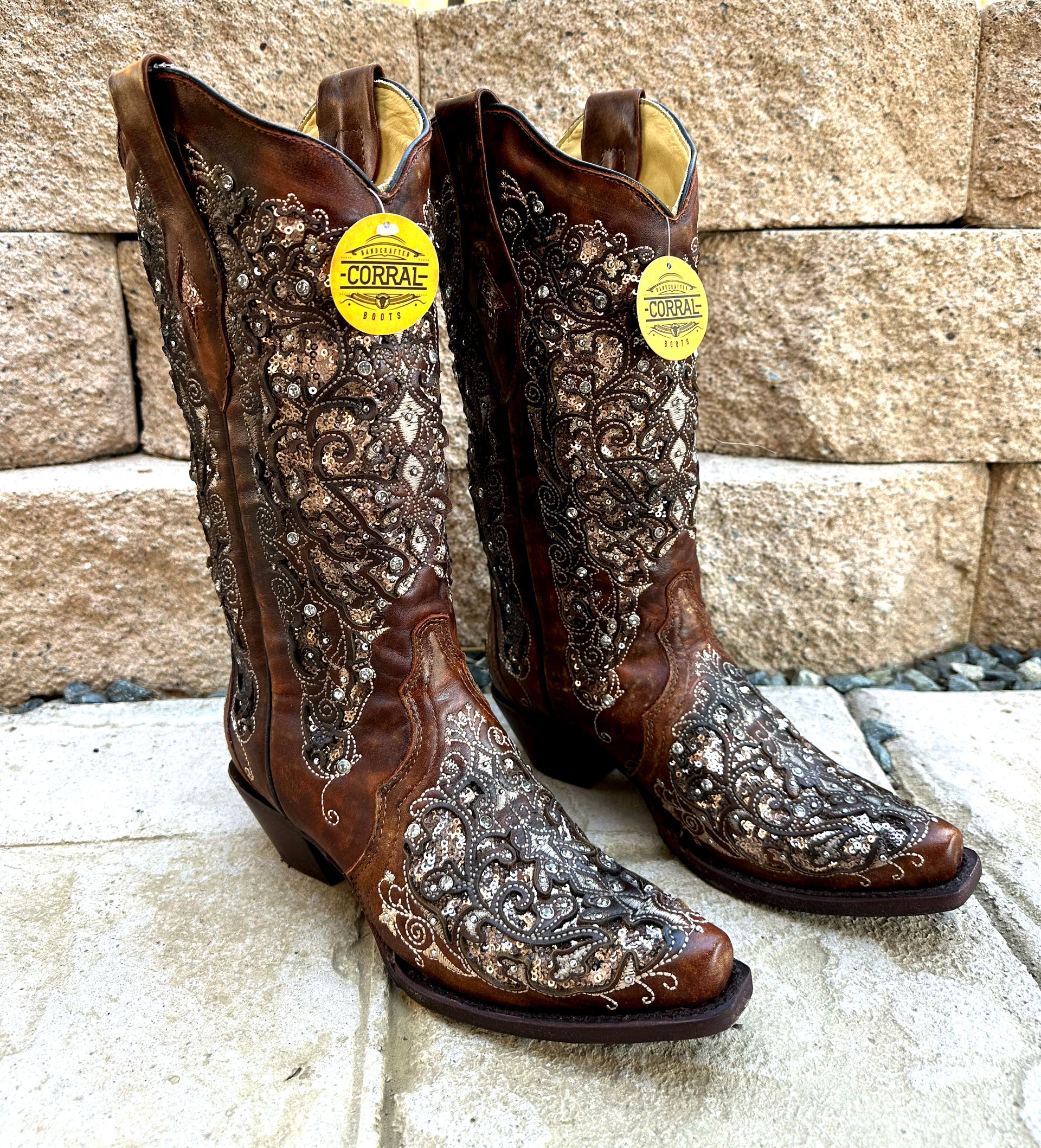 Corral Women's Snip Toe Boots A3671 Cognac Inlay, Flowered Embroidery