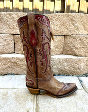 Load image into Gallery viewer, Corral Women&#39;s Snip Toe Boots C3924 Orix Inlay &amp; Embroidery Wing Tip
