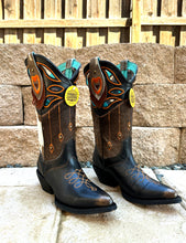 Cargar imagen en el visor de la galería, Corral Women&#39;s Western Urban Fashion Boots Z0147 - Black
