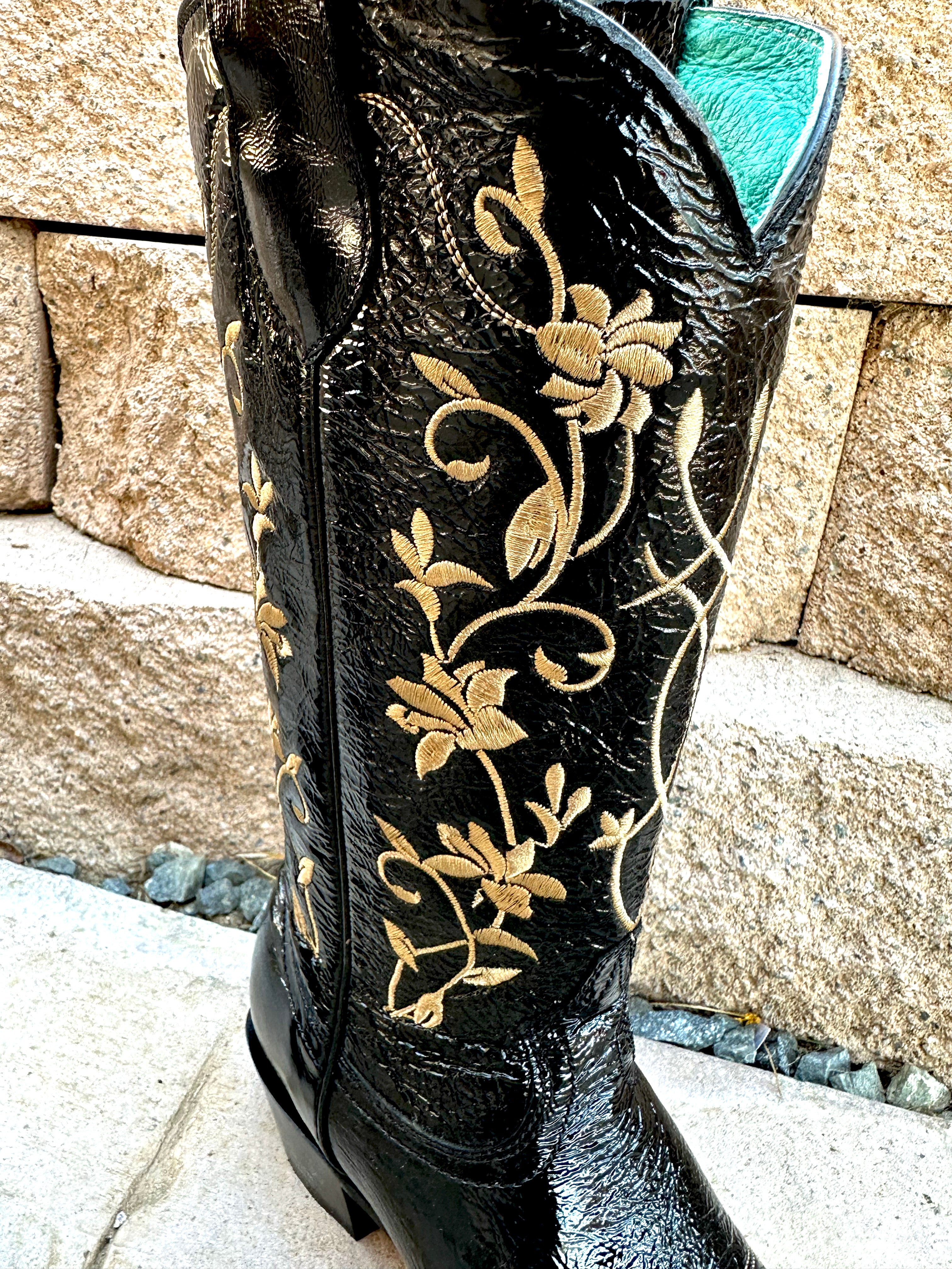 Corral Women's Pointed ToeBoots Z5104 Patent Leather Embroidery - Black