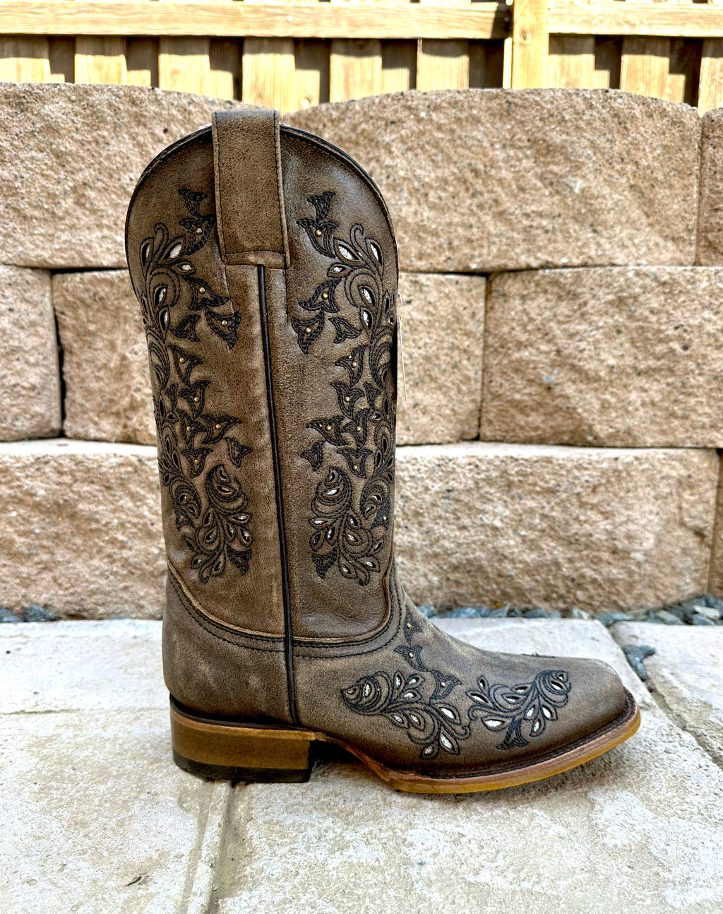 Corral Women's Square Toe Boots Inlay Embroidery & Studs Z5134 - Brown