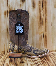 Load image into Gallery viewer, Tanner Mark Python Boot TMX200422 - Pull up Antique
