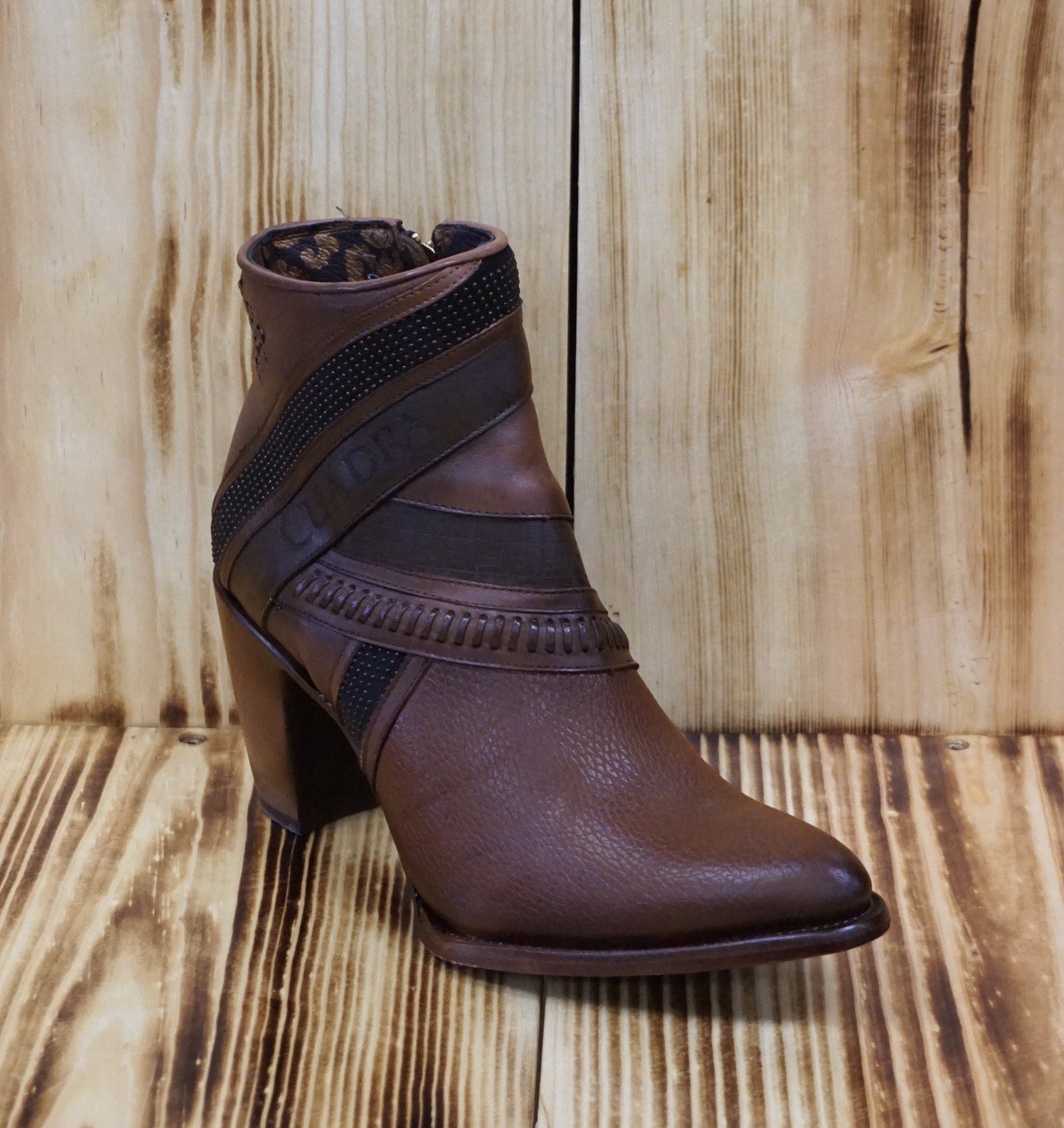 Cuadra Women's Honey Laser & Woven Round Toe Ankle Boot CU619 - Santana Miel