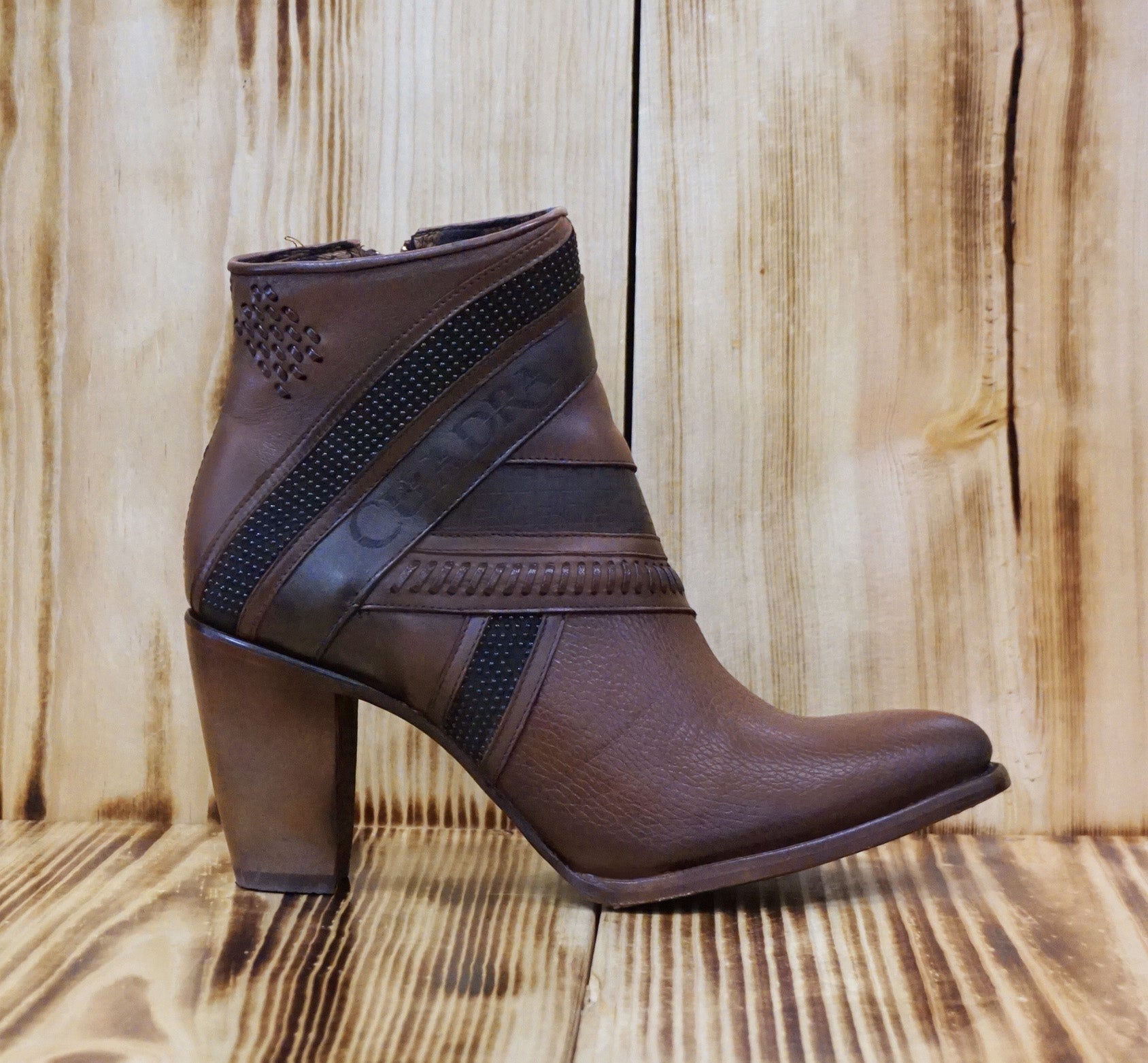 Cuadra Women's Honey Laser & Woven Round Toe Ankle Boot CU619 - Santana Miel