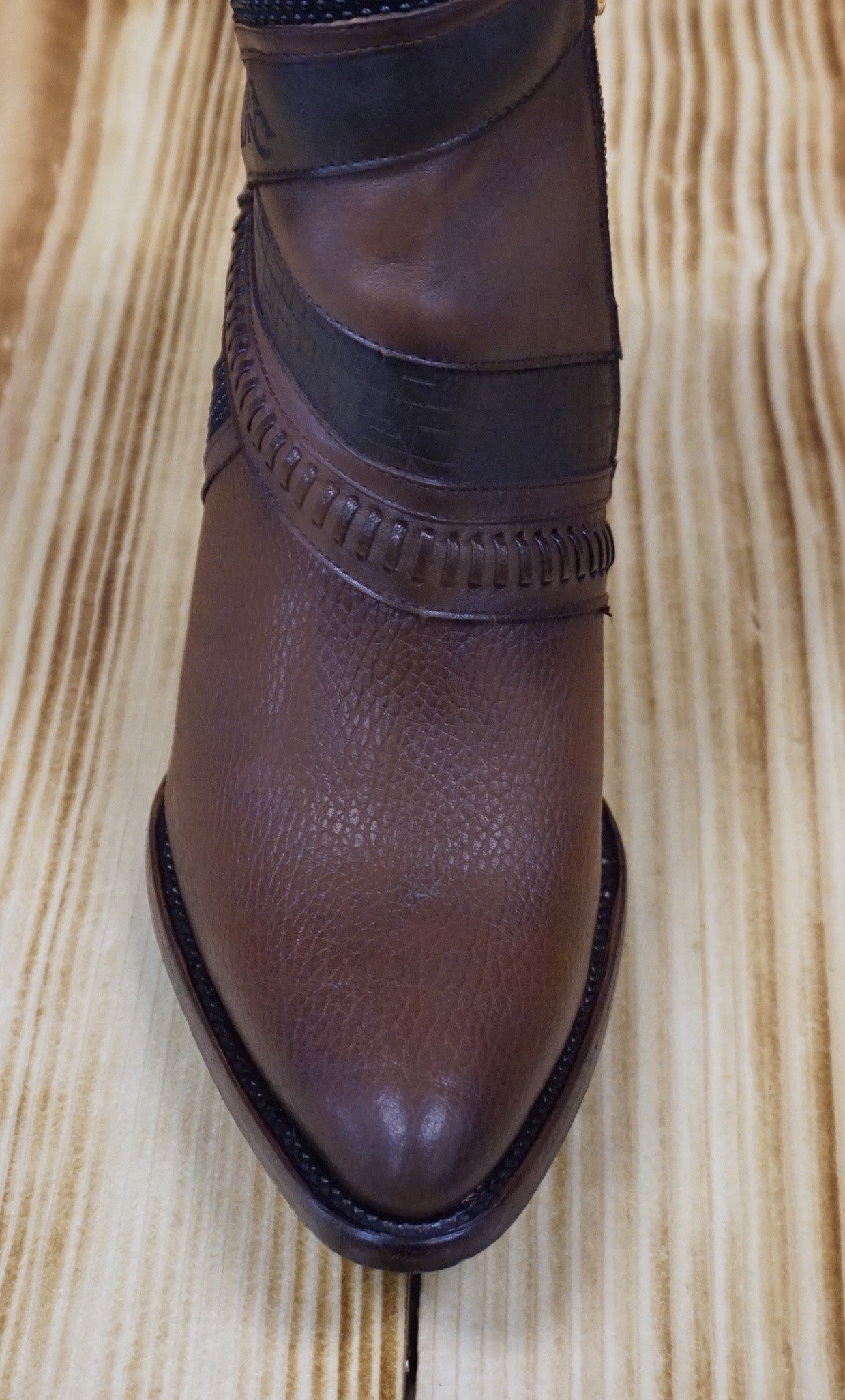 Cuadra Women's Honey Laser & Woven Round Toe Ankle Boot CU619 - Santana Miel