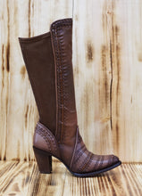 Load image into Gallery viewer, Cuadra Women&#39;s Zipper &amp; Woven Round Toe Boot 3F69RS - Satro Arena
