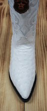 Cargar imagen en el visor de la galería, Los Altos Boots 990328 J-Toe Ostrich - White
