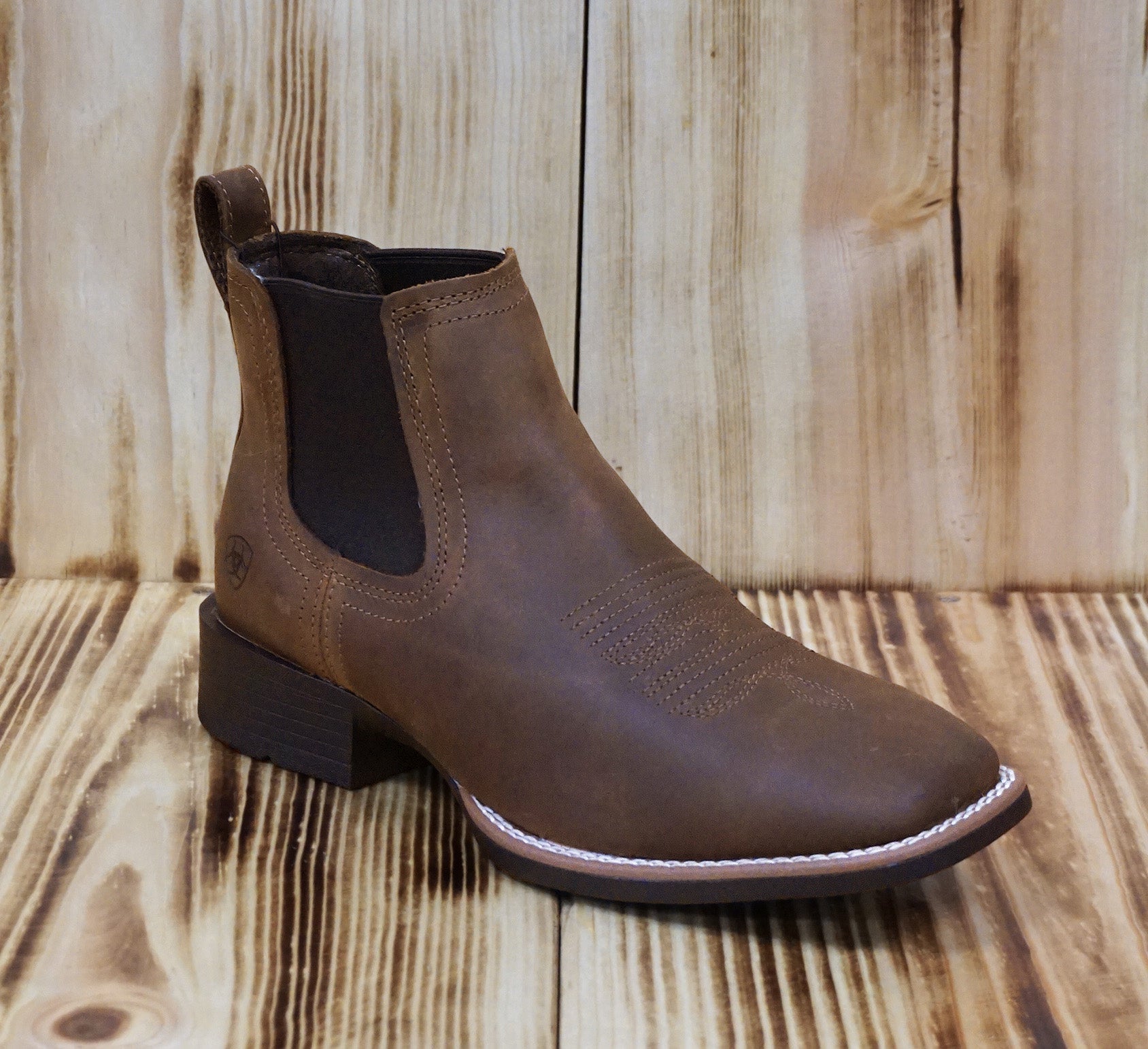 Ariat Men's Sport Booker Ultra Wide Square Toe 10031452 - Distressed Tan