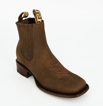 Load image into Gallery viewer, Gold Rush Men&#39;s Short Boot IST150C - Nobuck Tabaco
