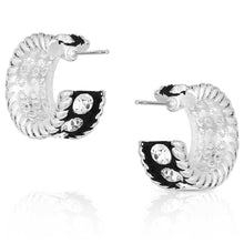 Cargar imagen en el visor de la galería, Montana Crystal Shine Small Hoop Earrings ER1032
