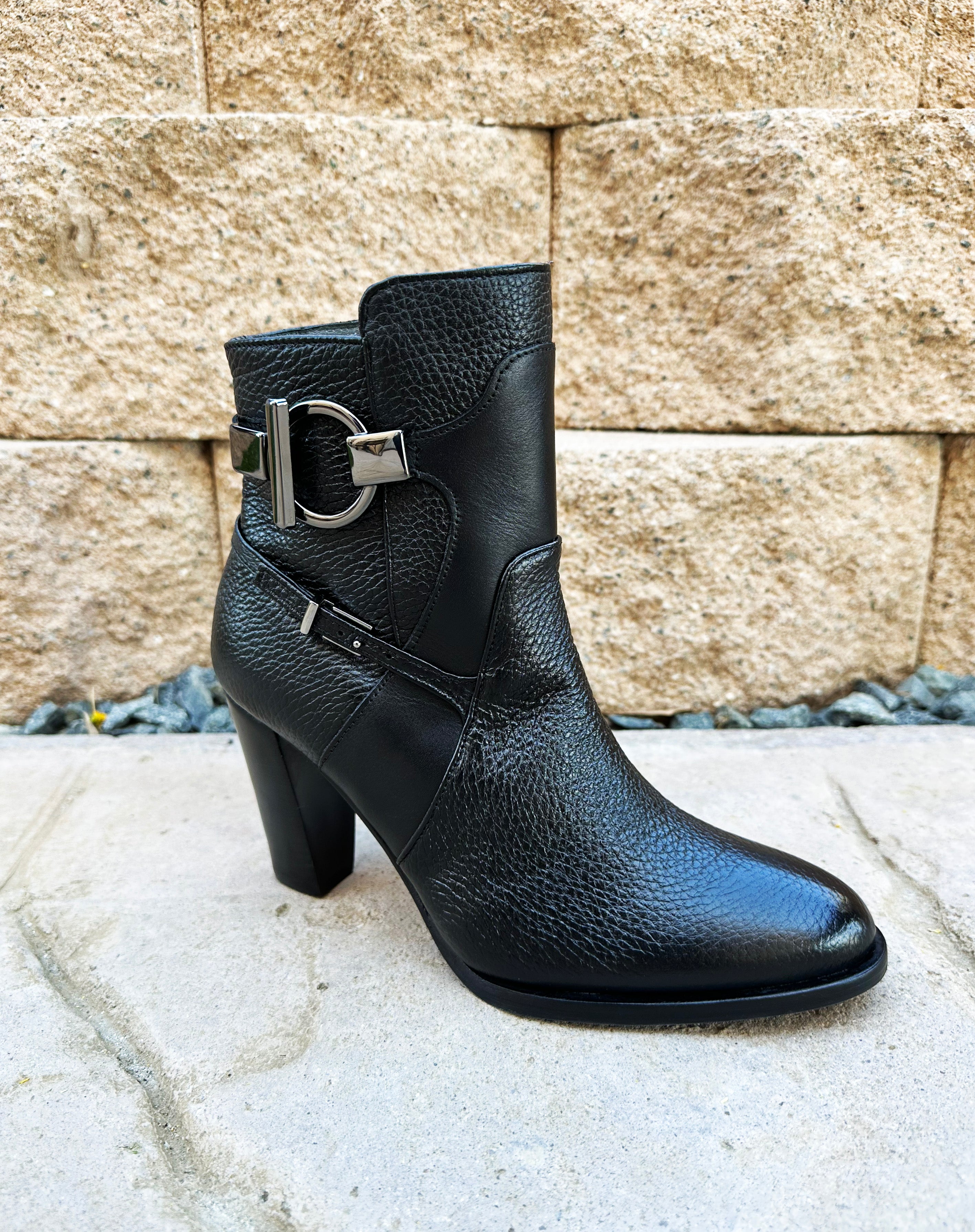 Cuadra Women's Short Boot Deer/Calf FC590 - Black