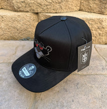 Cargar imagen en el visor de la galería, Bigg Boss Pink Panther Black Cap
