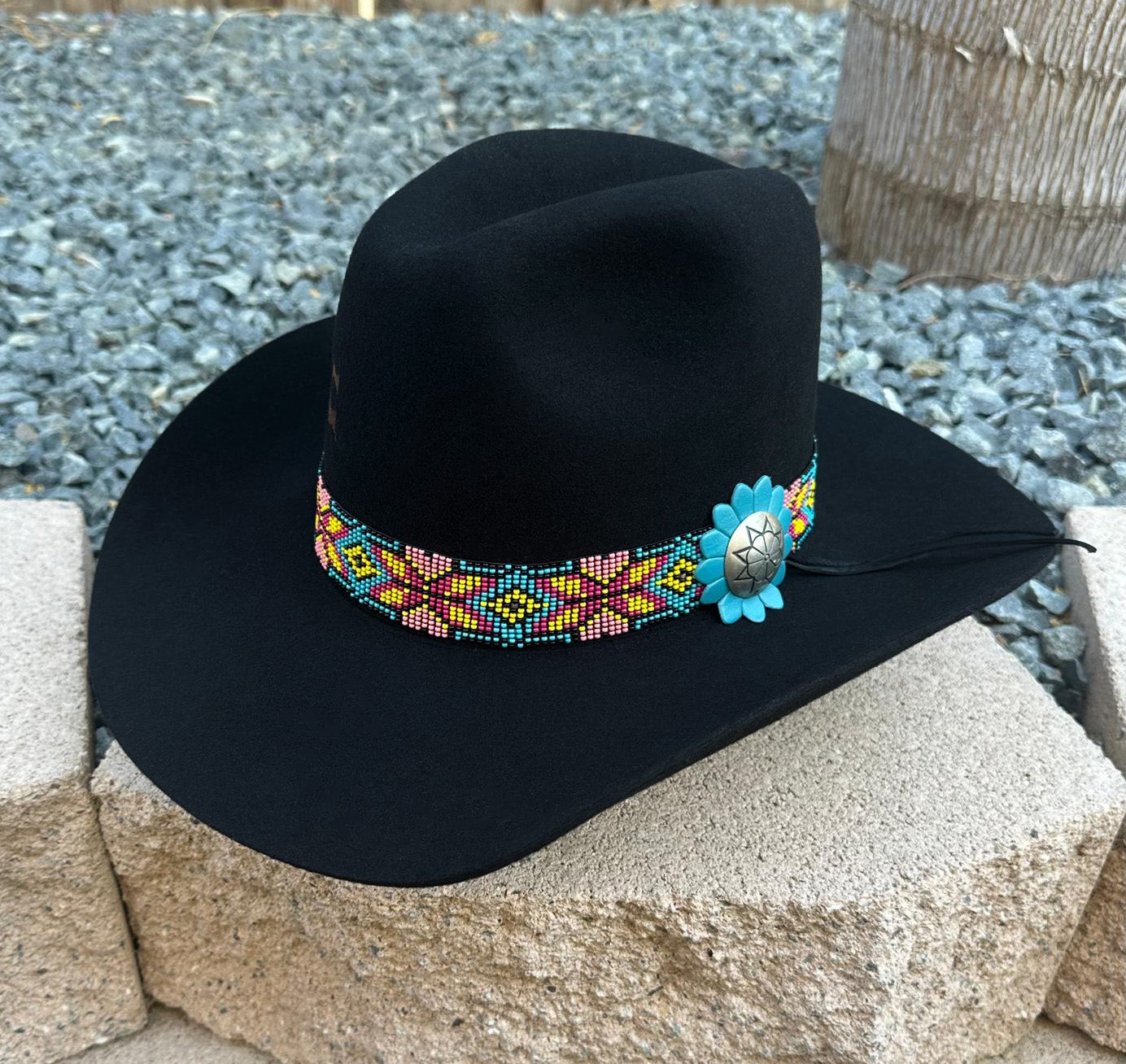 Charlie Horse Women's Hat "Gold Digger" - Black