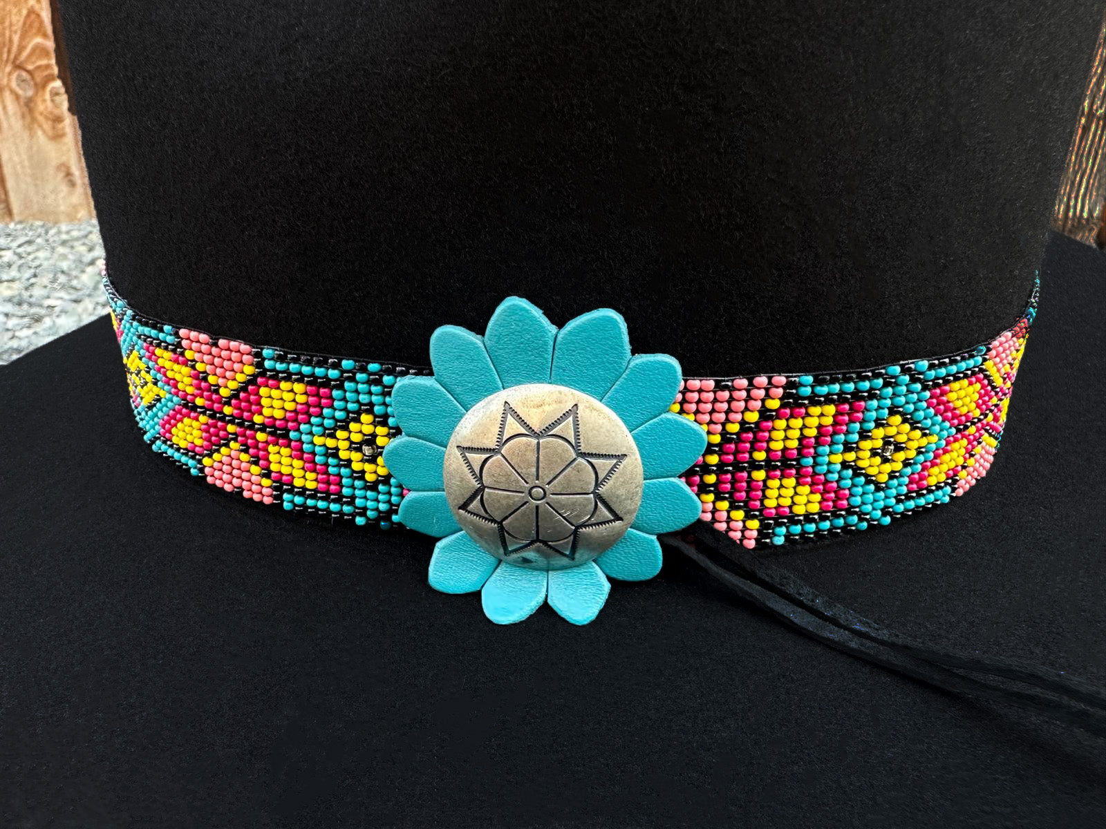 Charlie Horse Women's Hat "Gold Digger" - Black