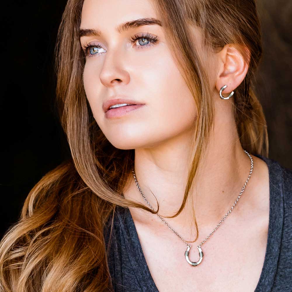 Montana Roped Horseshoe Crystal Jewelry Set JS6038