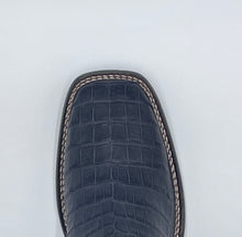 Cargar imagen en el visor de la galería, Cuadra Wide Square Toe Fuscus Caiman Belly Boots 3Z1OFY - Faena Grey
