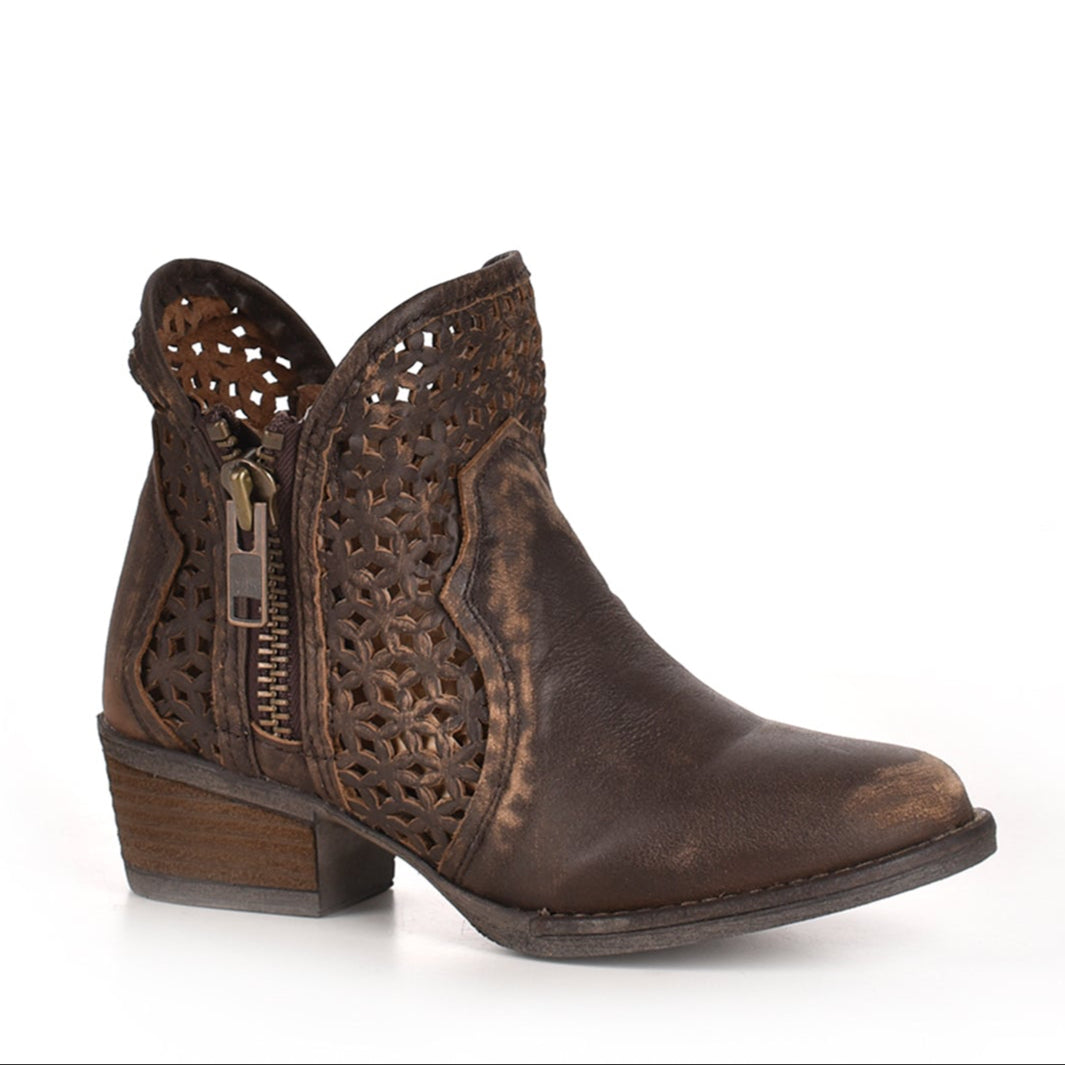 Circle G Women's Cutout Short Boot Q5019 - Brown