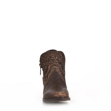 Load image into Gallery viewer, Circle G Women&#39;s Cutout Short Boot Q5019 - Brown
